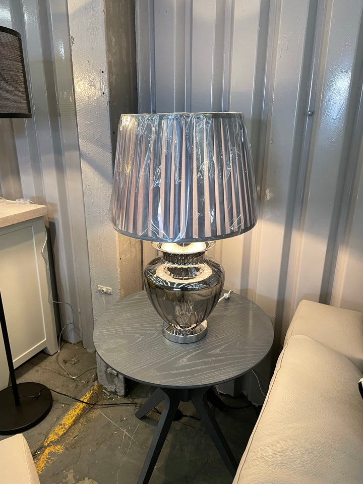 Glass table lamp